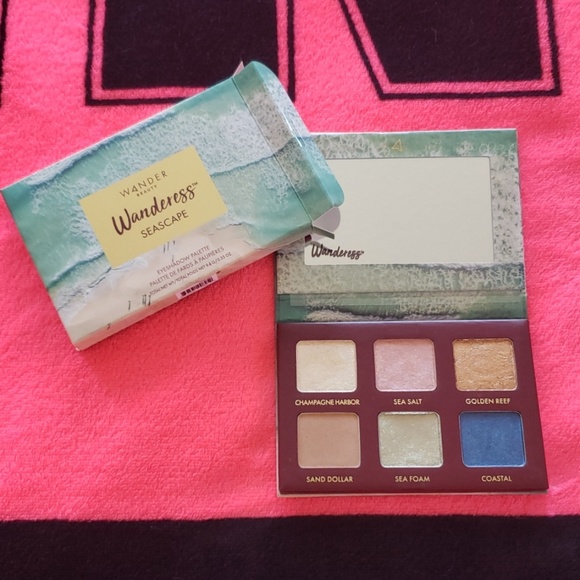 Wander Beauty Other - Beautiful Wandress Seascape Eyeshadow Palette